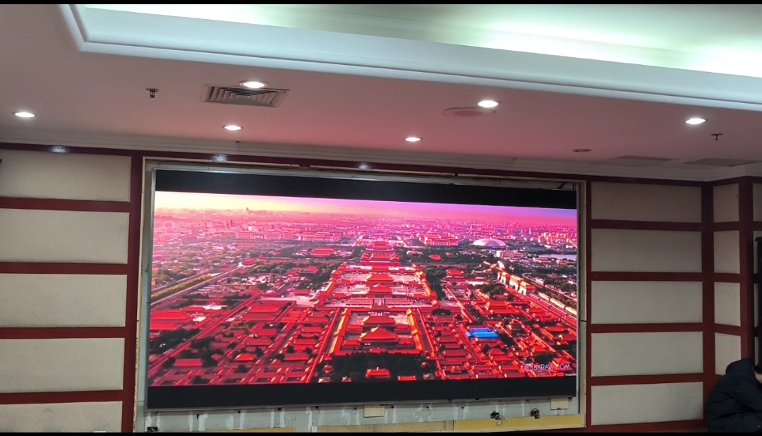 滄州省公路局6樓室內全彩P1.86安裝完成  尺寸：3.52X1.76 像素點：1892X946